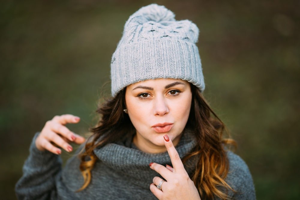 Cómo mantener los labios hidratados en invierno: consejos de expertos How to Keep Lips Hydrated in Winter