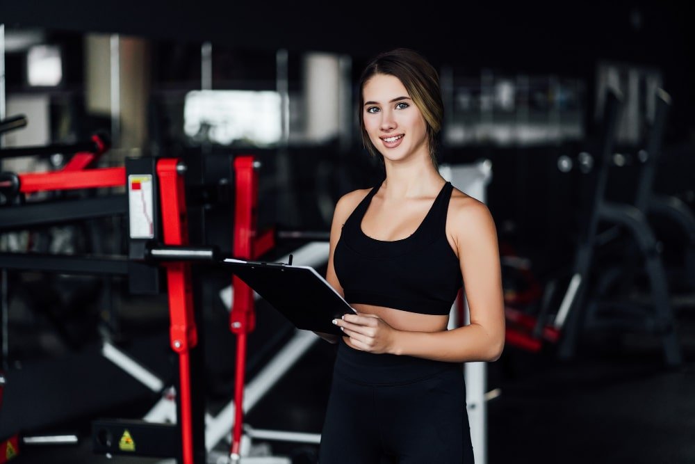 Metas de fitness realistas para principiantes para mantener la motivación fitness goals for beginners